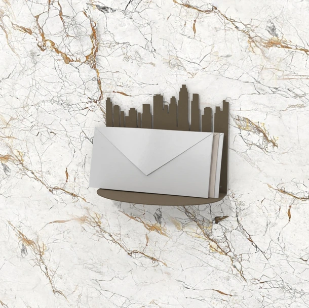 Mensola magnetica Skyline di Pintdecor