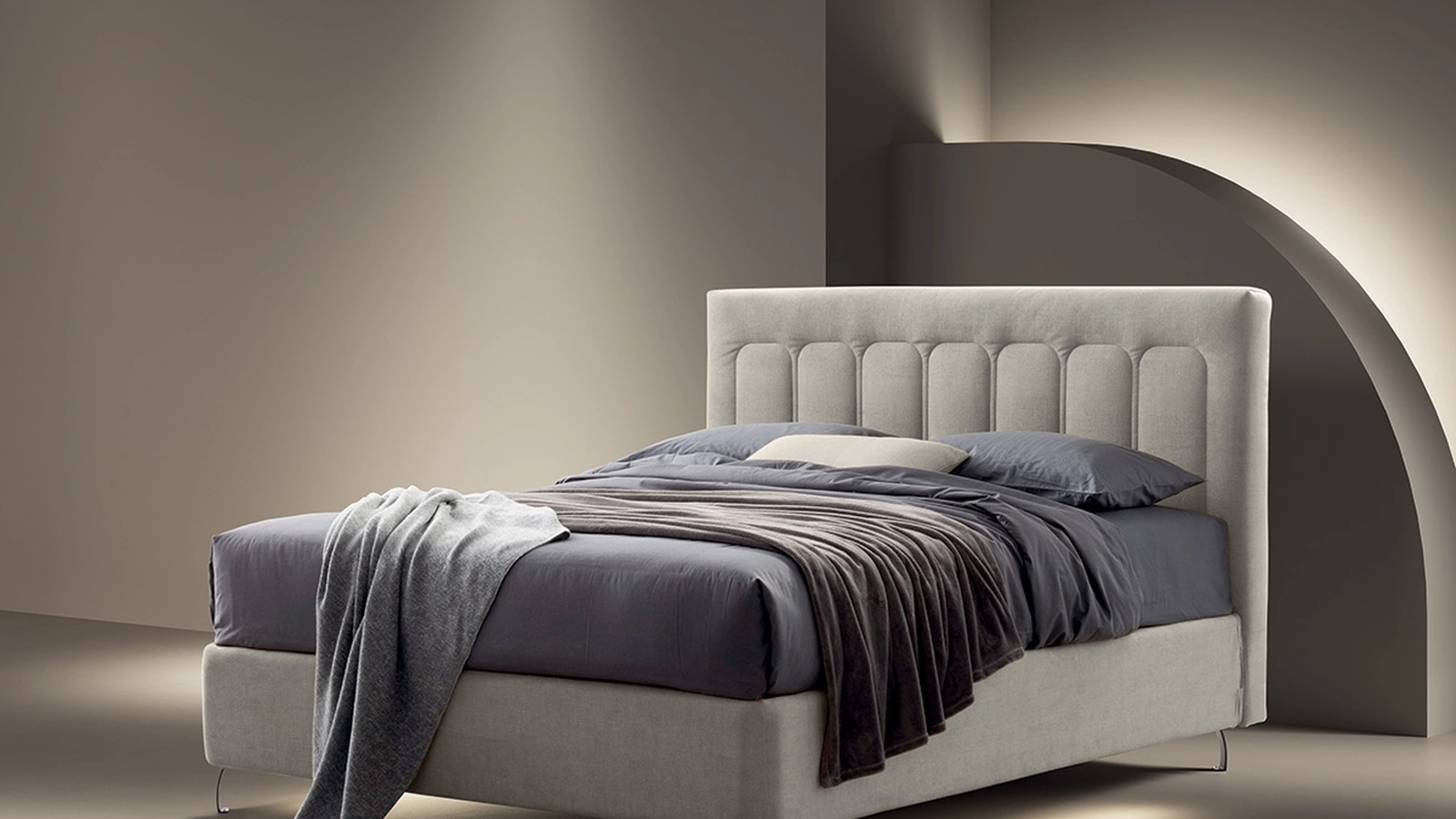 Letto imbottito Selene di Stilfar Italia