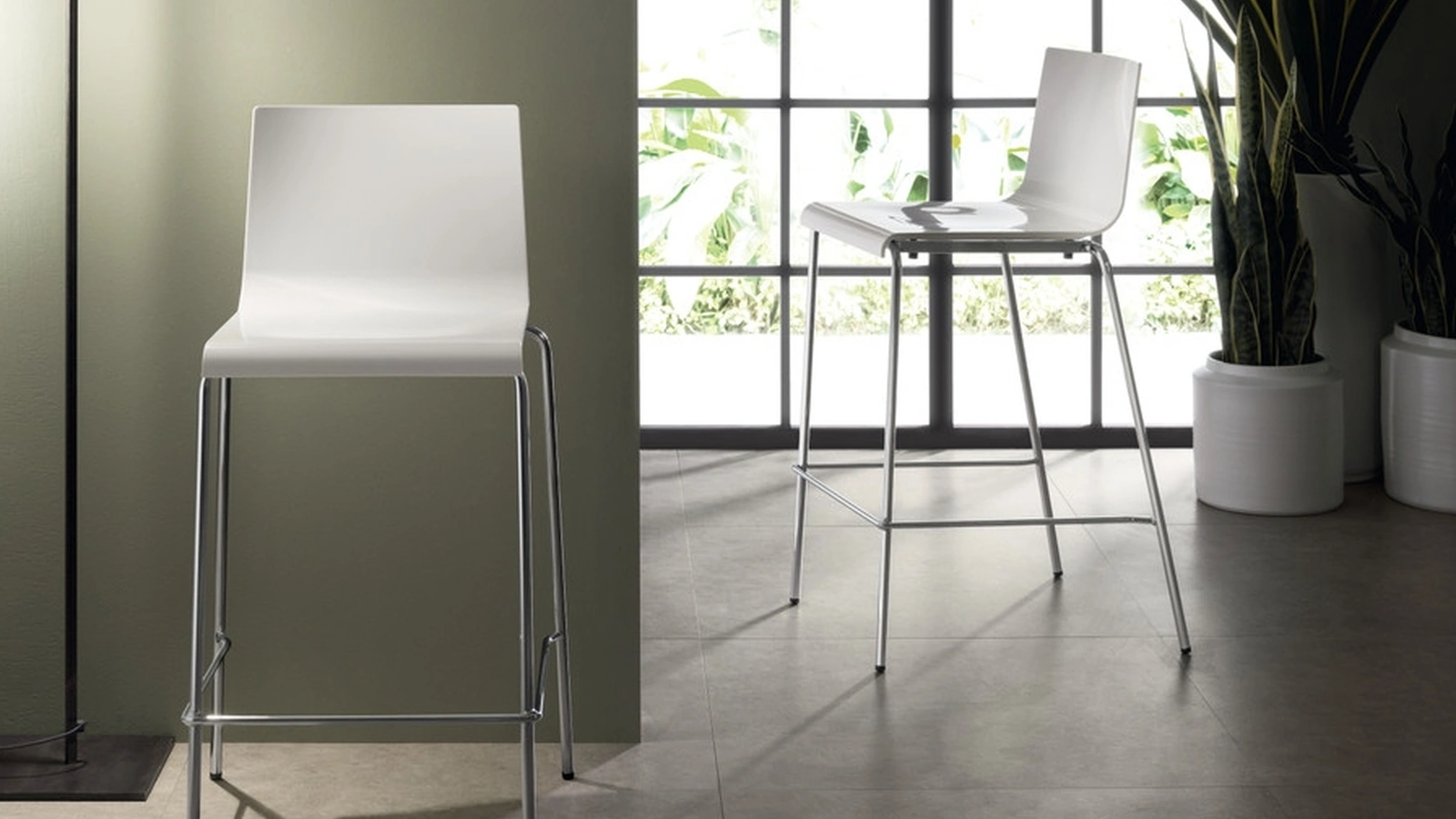 Sgabello Kuadra 1112 in tecnopolimero di Scavolini