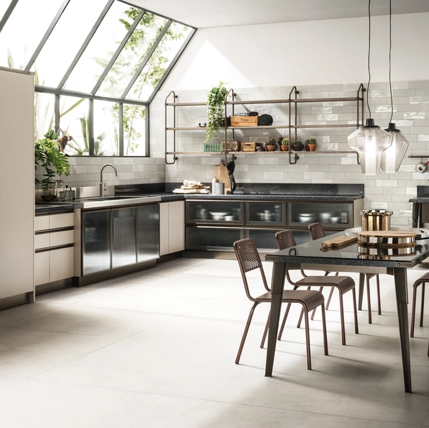 Cucina Moderna Diesel Open Workshop 07 con Sistema modulare Stock Rack di Scavolini
